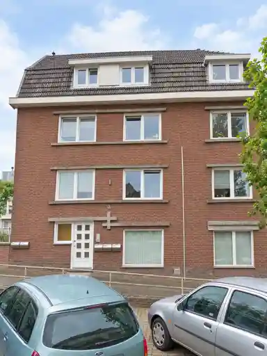 75m2 Appartement à louer pour 800€/mois à Kerkstraat, Vaals