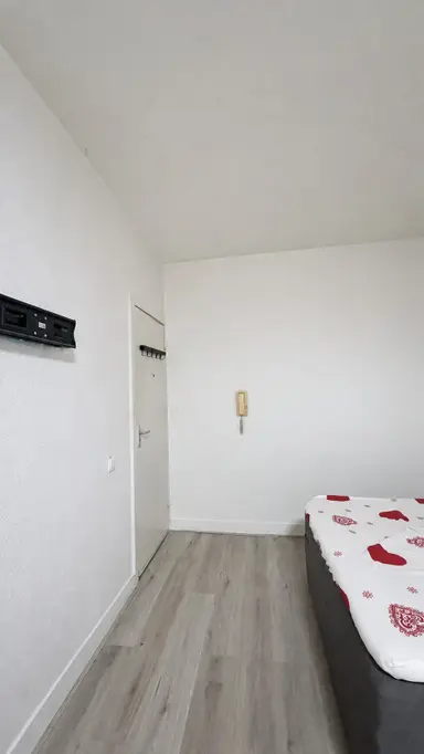 25m2 studio à louer pour 850€/mois à Polderlaan, Rotterdam