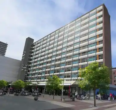41m2 flat to rent for 713.02€/month in Papsouwselaan 278, Delft