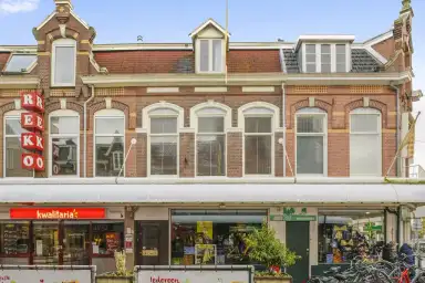 98m2 Appartement à louer pour 1780€/mois à Generaal Cronjéstraat, Haarlem