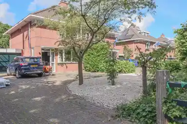 150m2 maison à louer pour 2000€/mois à Hallerweg 60, Wijdewormer