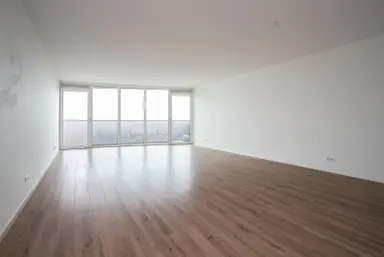 103m2 Appartement à louer pour 1835€/mois à Spijkerboorweg, Haarlem
