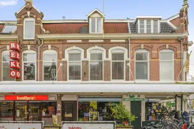 98m2 Appartement à louer pour 1780€/mois à Generaal Cronjéstraat, Haarlem