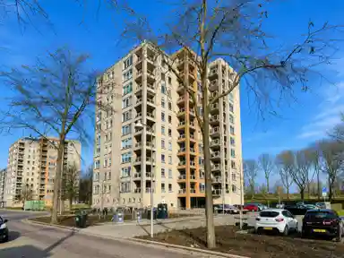 96m2 apartment to rent for 1950€/month in Hermelijnvlinder, Diemen