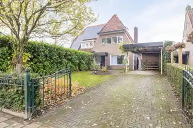 121m2 house to rent for 1950€/month in Nieuwe Veenendaalseweg 149, Rhenen