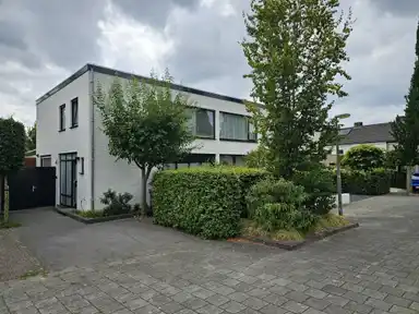 126m2 house to rent for 2295€/month in Amstellaan, 's-Hertogenbosch