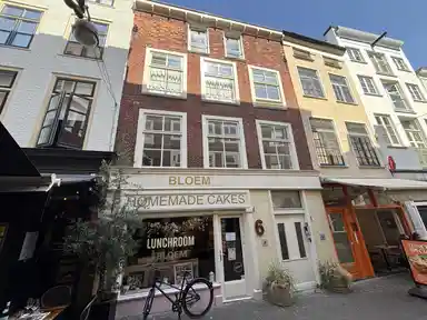 82m2 apartment to rent for 1800€/month in Korte Houtstraat 6, The Hague