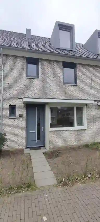 132m2 maison à louer pour 1865€/mois à Ulperstraat, Rosmalen