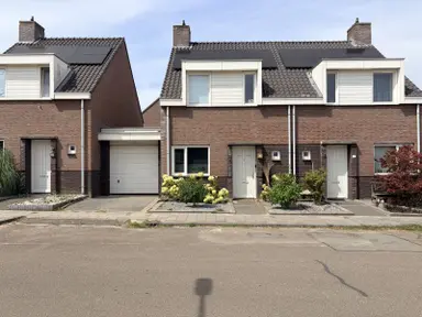 100m2 house to rent for 1295€/month in Onderste Puth, Puth