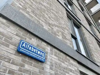 50m2 Appartement te huur voor 1300€/maand in Alfabetweg, Leiden