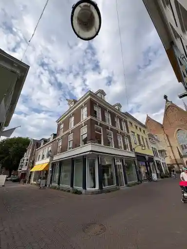 73m2 apartment to rent for 1700€/month in Bagijnenstraat 2, Deventer