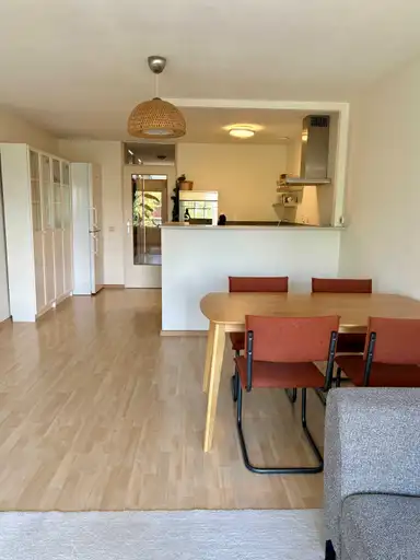 73μ² Διαμέρισμα προς ενοικίαση για 1950€/μήνα σε Waldeck Pyrmontkade, The Hague