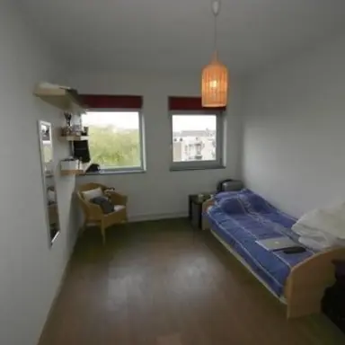 16m2 Chambre à louer pour 600€/mois à Keizerstraat 33, The Hague
