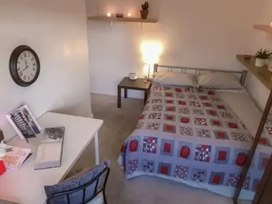18m2 Chambre à louer pour 590€/mois à Hendrik Zwaardecroonstraat 18, The Hague