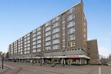 85m2 Appartement à louer pour 1100€/mois à Beresteinlaan 22, The Hague