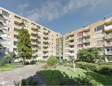 59m2 Appartement à louer pour 850€/mois à Elisabeth Brugsmaweg 31, The Hague