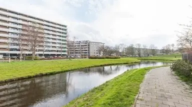 85m2 apartment to rent for 1115€/month in Cruquiuslaan 26, Leiden