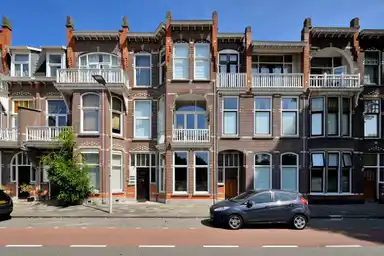 85m2 Appartement à louer pour 3150€/mois à Van Boetzelaerlaan 19, The Hague