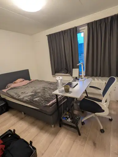 13m2 Chambre à louer pour 895€/mois à Vincent van Goghweg, Zaandam