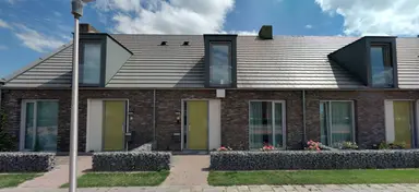 m2 huis te huur voor 932.93€/maand in Julianastraat 32, Nieuw-Vossemeer