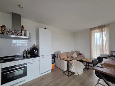 14m2 Chambre à louer pour 1250€/mois à Windesheimstraat, The Hague