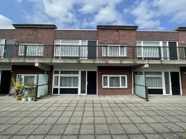 92m2 flat to rent for 1250€/month in Harlindestraat 35, Echt