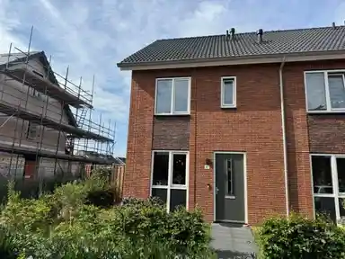 95m2 Casa in affitto per 1425€/mese a Diamantstraat 47, Almelo