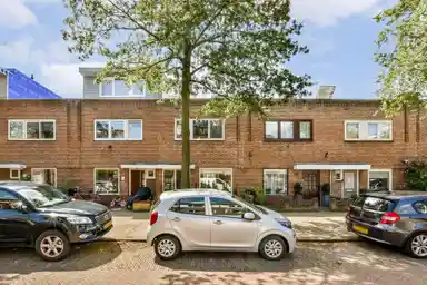 78m2 maison à louer pour 2250€/mois à Spaarnhovenstraat 30, Haarlem
