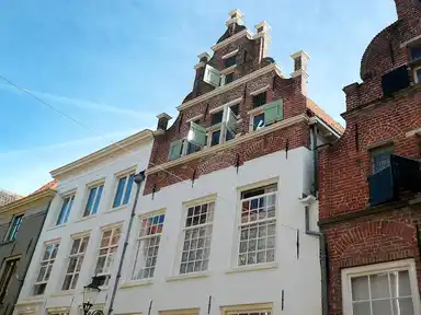 125m2 apartment to rent for 2150€/month in Menstraat, Deventer