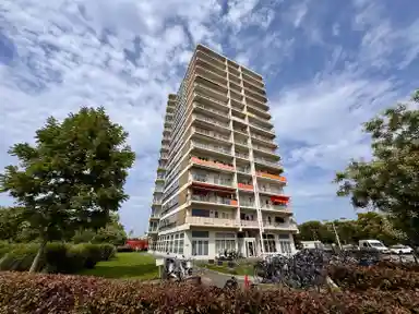 98m2 Appartement à louer pour 1895€/mois à Oranjeplein 239, Maastricht