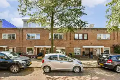 78m2 maison à louer pour 2250€/mois à Spaarnhovenstraat 30, Haarlem