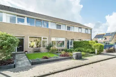 105m2 Haus zur Miete für 1425€/Monat in De Greiden 7, Warten