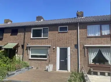 100m2 house to rent for 2445€/month in Kruislaan, Hoofddorp