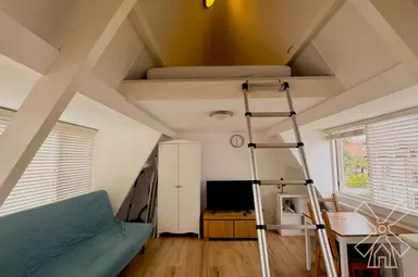 32m2 studio à louer pour 1818€/mois à Geregracht, Leiden