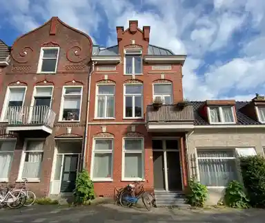 39m2 studio à louer pour 885€/mois à Violenstraat, Groningen