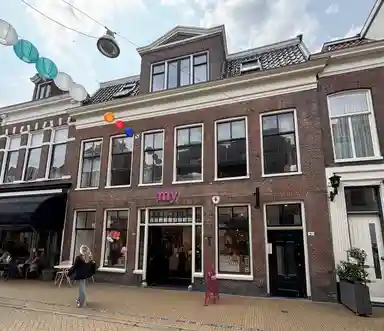 41m2 studio à louer pour 1055€/mois à Folkingestraat, Groningen