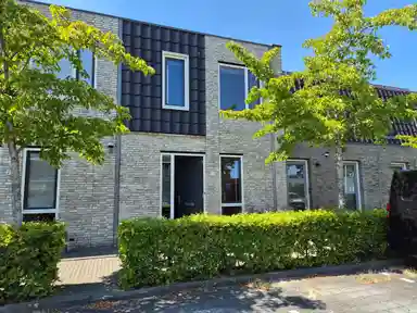 93m2 house to rent for 1800€/month in Madelief 22, Bodegraven
