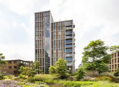 115μ² Διαμέρισμα προς ενοικίαση για 3150€/μήνα σε Oosterkerkstraat 64, Leiden
