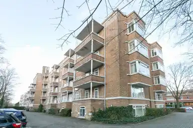 148m2 Appartamento in affitto per 1650€/mese a Van Alkemadelaan, The Hague