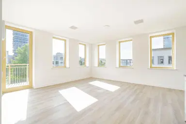 74m2 Appartamento in affitto per 2100€/mese a Naritaweg 203B, Amsterdam