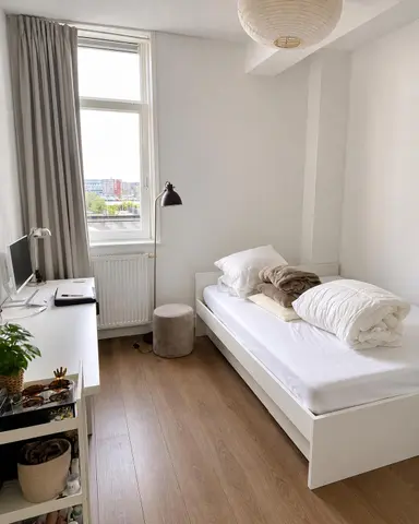 75m2 Chambre à louer pour 1300€/mois à Hamerstraat, Amsterdam