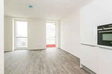 45m2 Appartamento in affitto per 1280€/mese a Julianaplein, Amsterdam