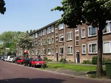 42m2 apartment to rent for 618.56€/month in Van Lodensteynstraat 1, Delft