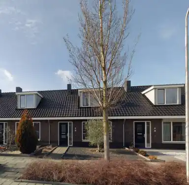 m2 maison à louer pour 932.93€/mois à Vier-meistraat 16, Sint-Maartensdijk