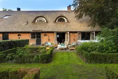 200m2 maison à louer pour 2625€/mois à Westerdorpsstraat 101, Amersfoort