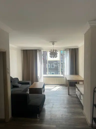 97m2 apartment to rent for 1500€/month in Chopinstraat 11, Vlaardingen