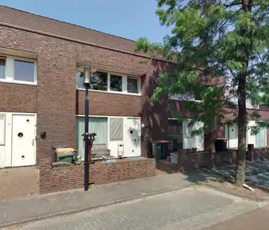 121m2 maison à louer pour 1120€/mois à Thomasstraat 13, Hengelo