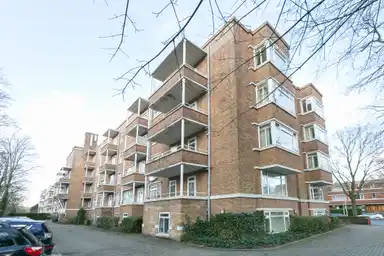 148m2 flat to rent for 1650€/month in Van Alkemadelaan 462, The Hague