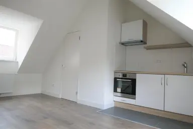 16m2 apartment to rent for 919€/month in Leliestraat, Maastricht