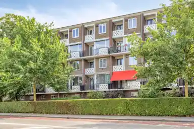 100m2 apartment to rent for 1250€/month in Oldenzaalsestraat, Enschede